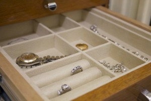 Small Jewelry Safe